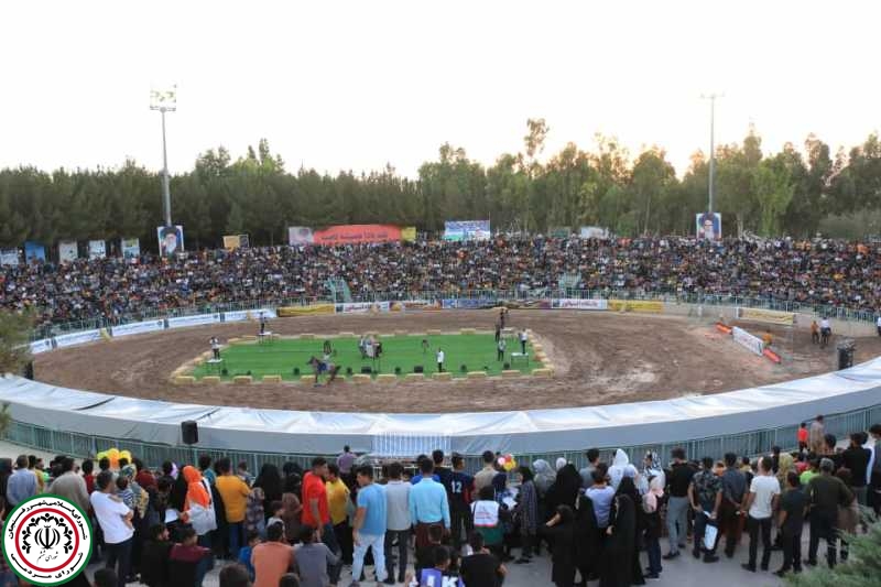 بزرگترین همایش ملی سوارکاری با شرکت ۱۱۰ راس اسب، در مجموعه ورزشی دانشگاه ولیعصر (عج) رفسنجان برگزار شد.