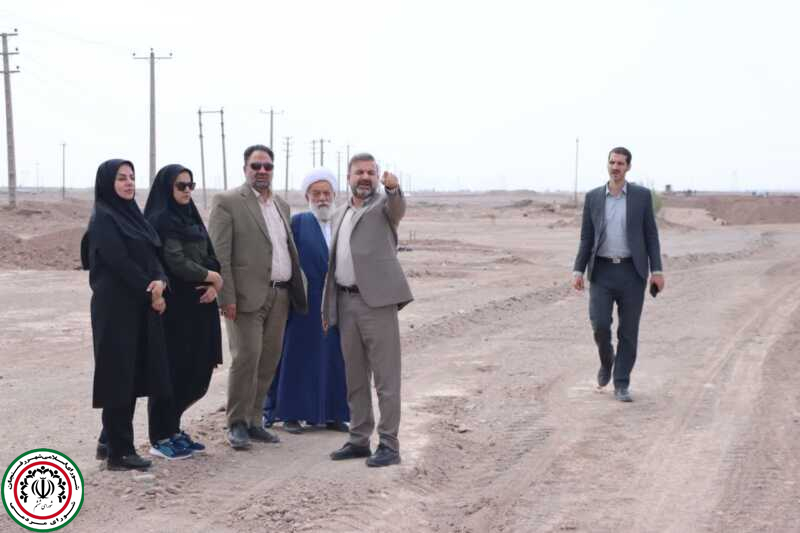بازدید از عملیات اجرایی بزرگترین مجموعه شهربازی و بوستان مسافر در رفسنجان