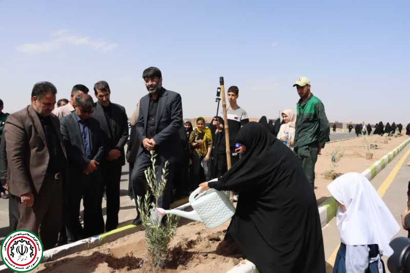 برگزاری پویش بین‌المللی «رویش» در رفسنجان به یاد شهدای مدرسه شجره طیبه میناب