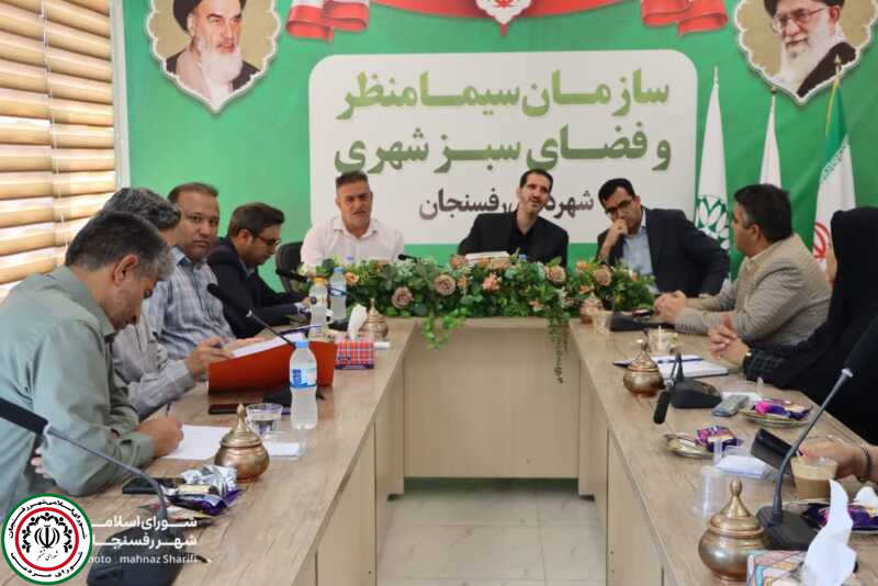ضرورت نظارت بر دکه های سطح شهر در جلسه شورای خدمات شهری